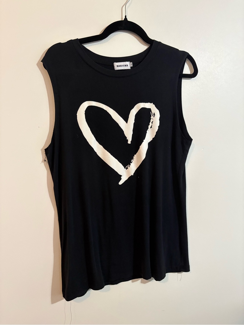 Women’s size, large heart muscle tee